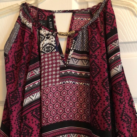 A. Byer open shoulder top! - Picture 2 of 3